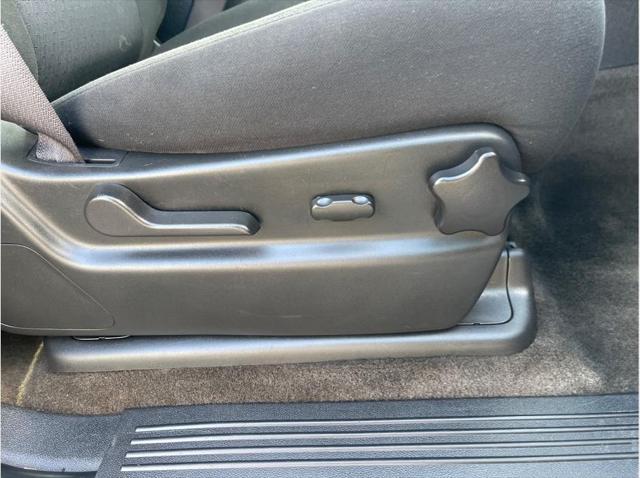 2011 Chevrolet Avalanche LS