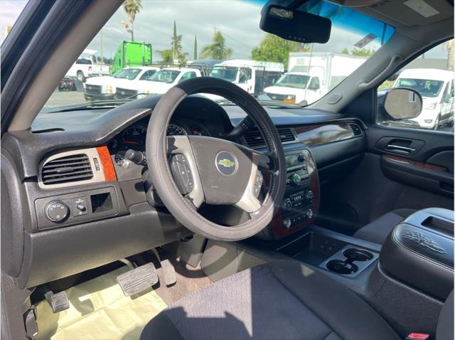 2011 Chevrolet Avalanche LS