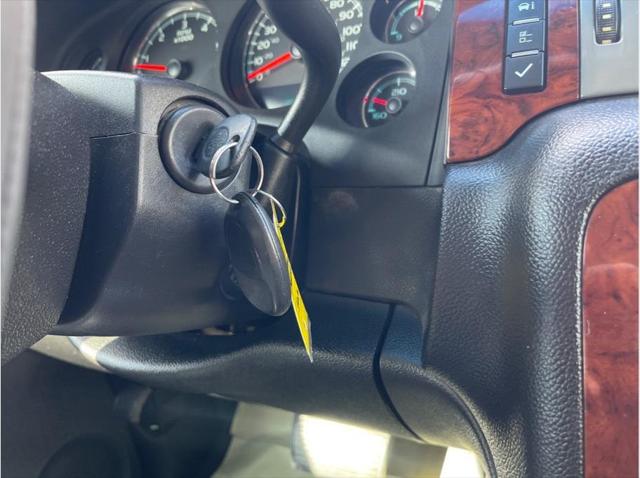 2011 Chevrolet Avalanche LS