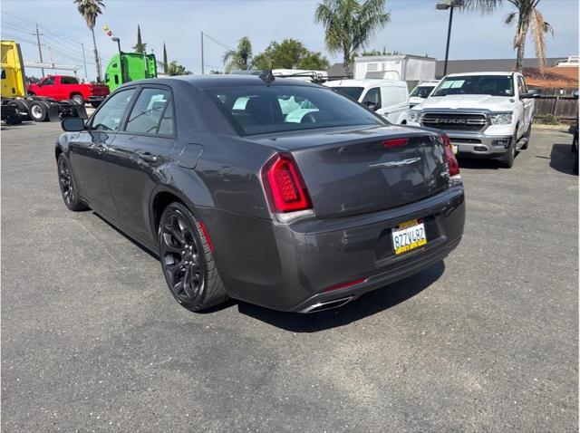 2019 Chrysler 300 300S