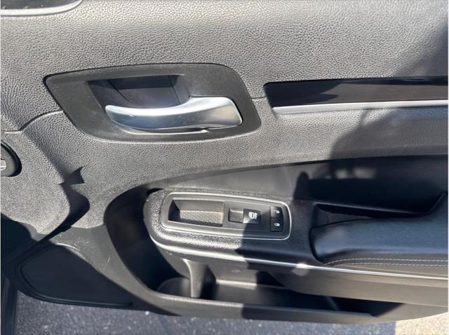 2019 Chrysler 300 300S