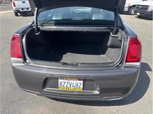 2019 Chrysler 300 300S