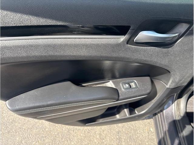 2019 Chrysler 300 300S