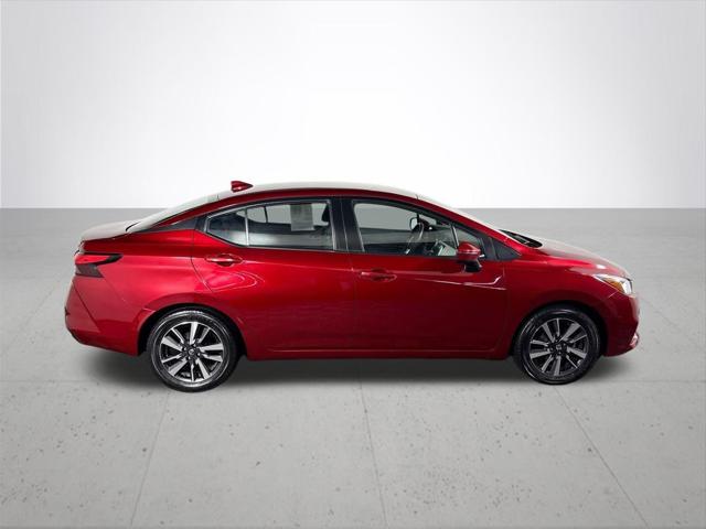 2021 Nissan Versa SV Xtronic CVT