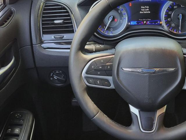 2023 Chrysler 300 Touring