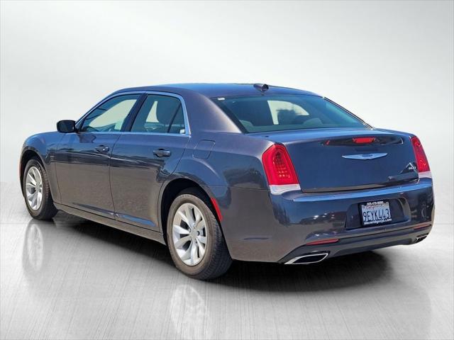 2023 Chrysler 300 Touring