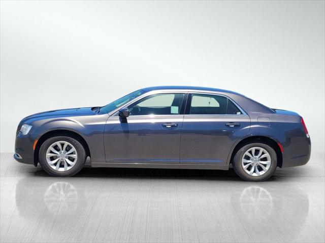 2023 Chrysler 300 Touring