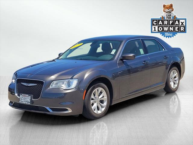 2023 Chrysler 300 Touring