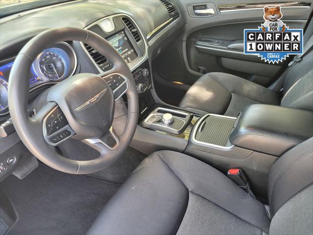 2023 Chrysler 300 Touring