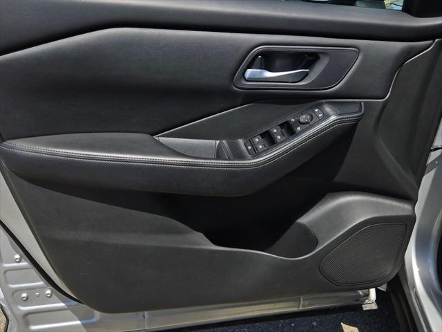 2024 Nissan Rogue SV FWD