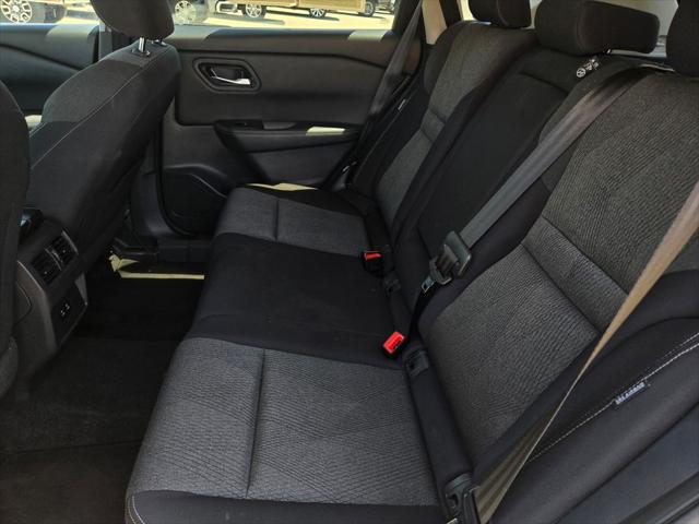 2024 Nissan Rogue SV FWD