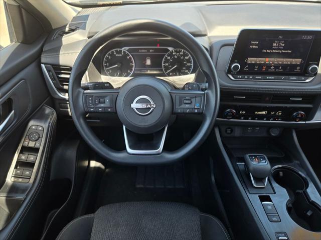 2024 Nissan Rogue SV FWD