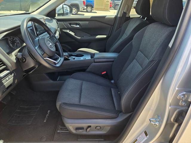 2024 Nissan Rogue SV FWD