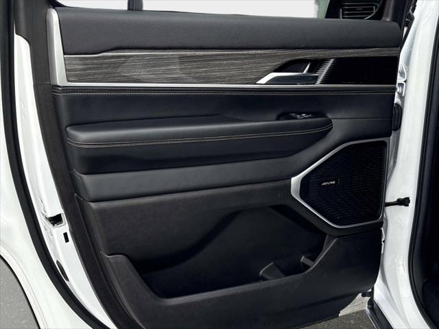 2022 Jeep Wagoneer Series II 4x2