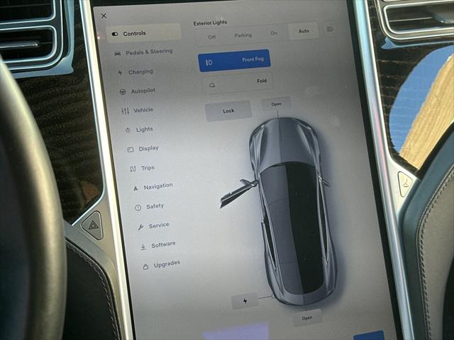 2017 Tesla Model S 75D