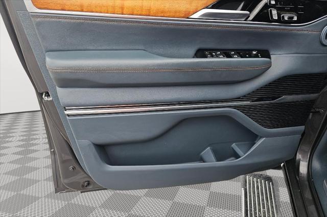 2022 Jeep Grand Wagoneer Series II 4x4