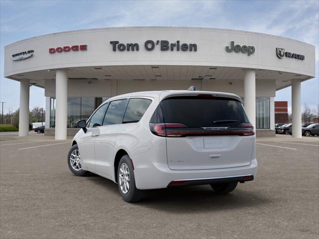 2027 Chrysler Pacifica PACIFICA SELECT