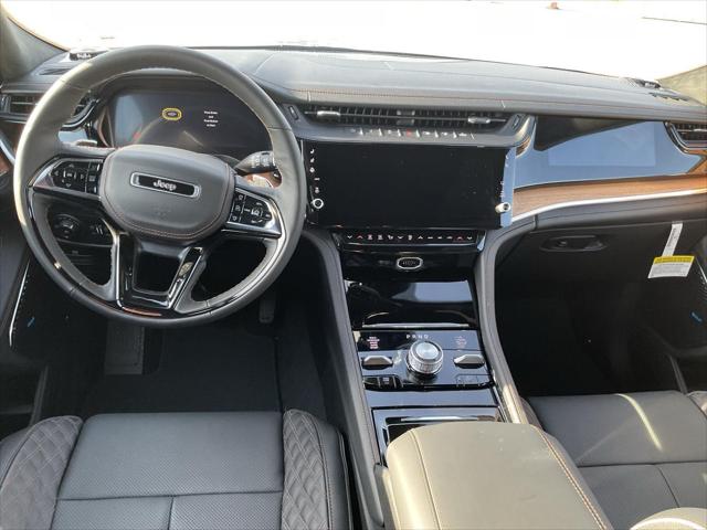 2026 Jeep Grand Cherokee L Summit 4x4