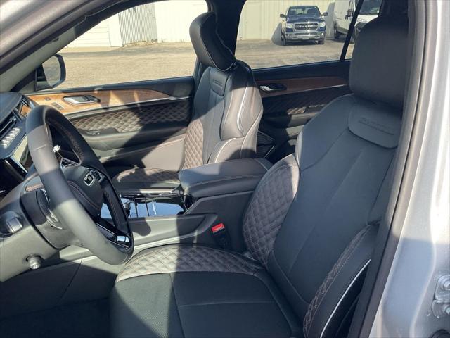 2026 Jeep Grand Cherokee L Summit 4x4
