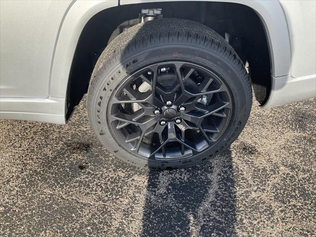 2026 Jeep Grand Cherokee L Summit 4x4