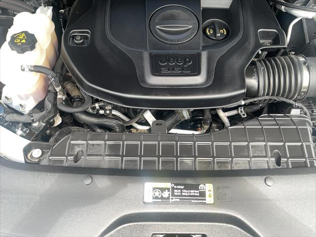 2023 Jeep Grand Cherokee Overland 4x4
