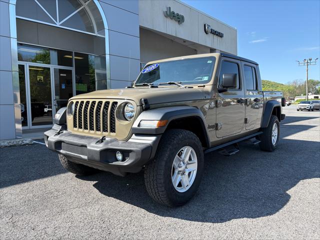 2020 Jeep Gladiator Sport S 4x4 2020 Jeep Gladiator Sport S 4x4