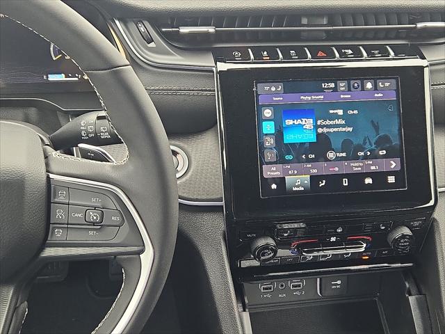 2025 Jeep Grand Cherokee L Altitude X 4x4
