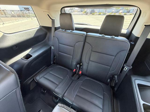 2023 GMC Acadia FWD Denali
