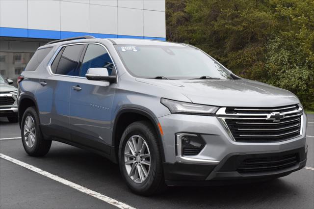 2023 Chevrolet Traverse AWD LT Cloth
