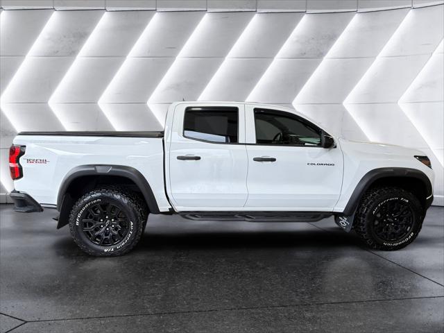 2023 Chevrolet Colorado 4WD Crew Cab Short Box Trail Boss