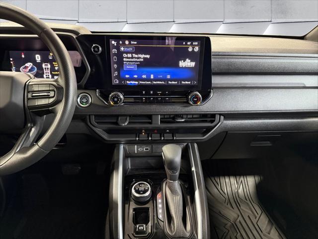 2023 Chevrolet Colorado 4WD Crew Cab Short Box Trail Boss
