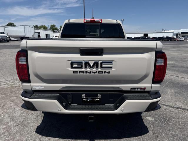 2026 GMC Canyon AT4, 4WD