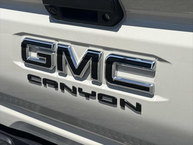 2026 GMC Canyon AT4, 4WD