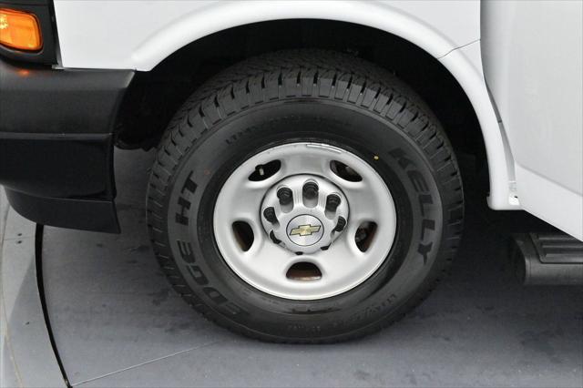 2023 Chevrolet Express Cargo Van RWD 2500 Regular Wheelbase WT