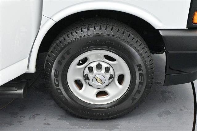 2023 Chevrolet Express Cargo Van RWD 2500 Regular Wheelbase WT