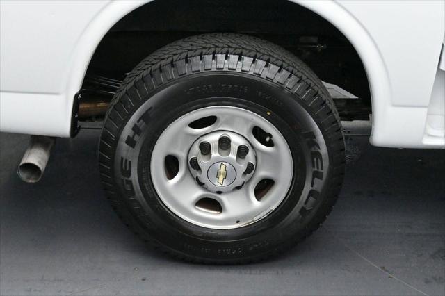 2023 Chevrolet Express Cargo Van RWD 2500 Regular Wheelbase WT