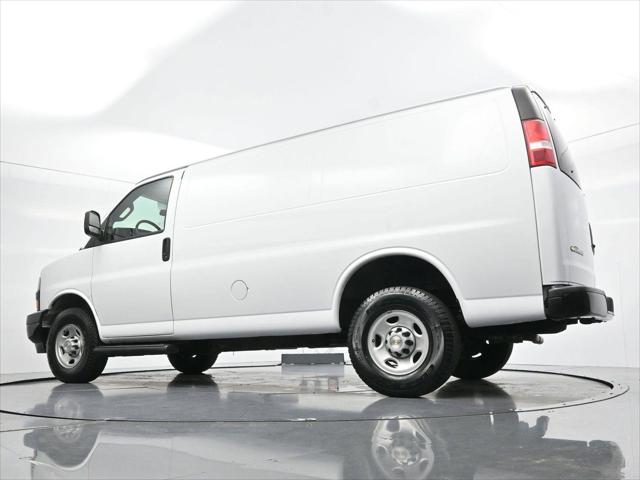 2023 Chevrolet Express Cargo Van RWD 2500 Regular Wheelbase WT