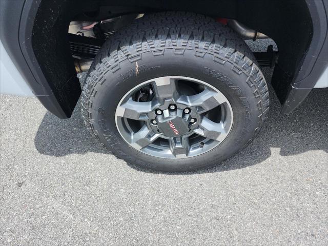 2026 GMC Sierra 2500HD Crew Cab, Standard Bed, SLT, 4WD