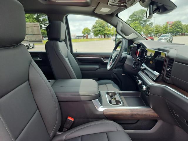 2026 GMC Sierra 2500HD Crew Cab, Standard Bed, SLT, 4WD