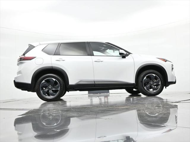 2024 Nissan Rogue SV FWD