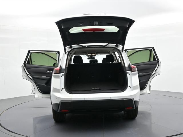 2024 Nissan Rogue SV FWD