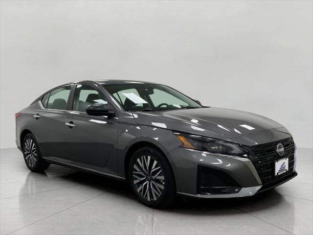 2025 Nissan Altima SV FWD for sale in Appleton, WI