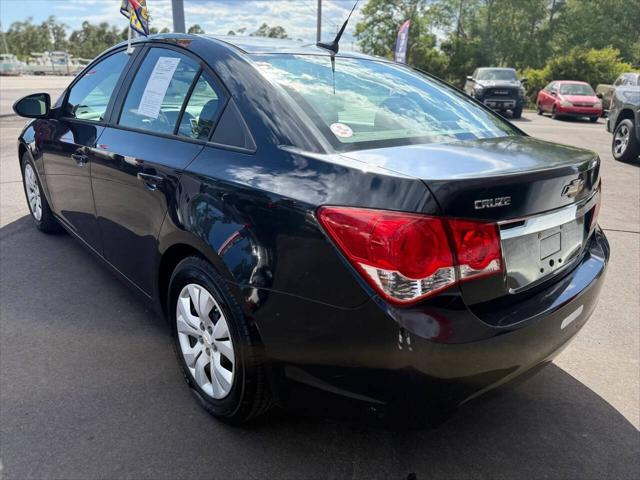 2013 Chevrolet Cruze LS Manual