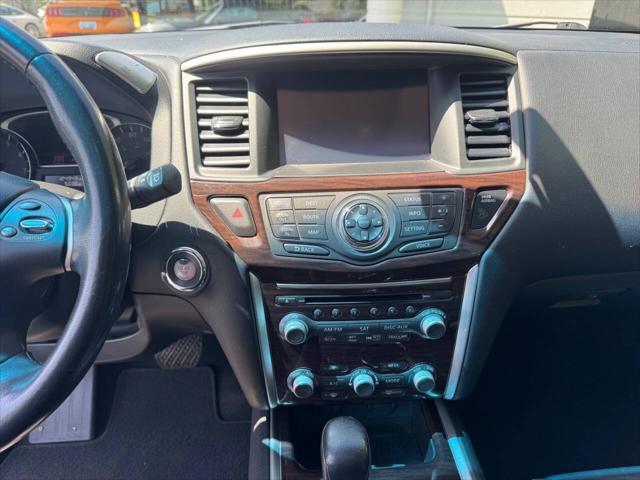 2014 Nissan Pathfinder Platinum