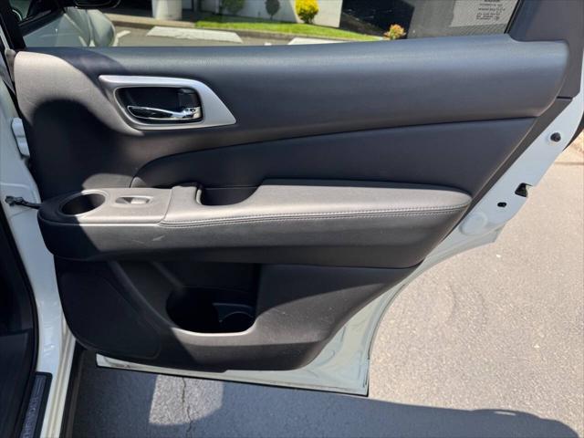 2014 Nissan Pathfinder Platinum