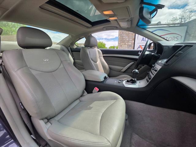 2009 INFINITI G37 x AWD 2dr Coupe