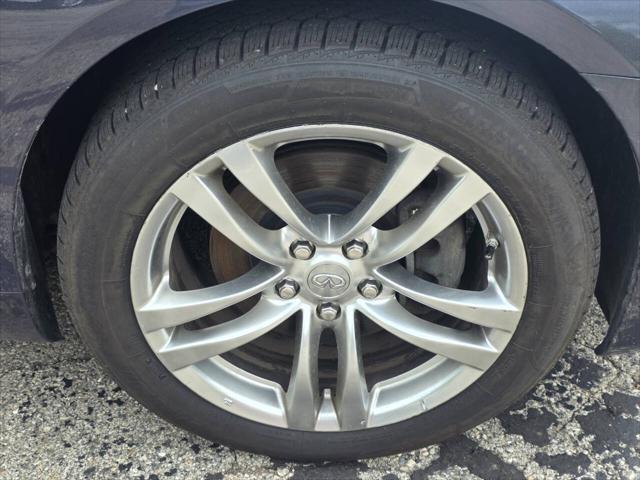 2009 INFINITI G37 x AWD 2dr Coupe