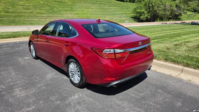 2013 Lexus ES 350 Base 4dr Sedan