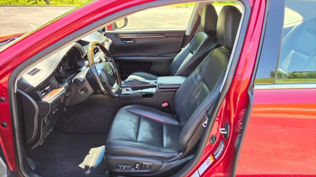 2013 Lexus ES 350 Base 4dr Sedan