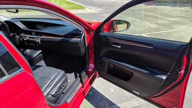 2013 Lexus ES 350 Base 4dr Sedan